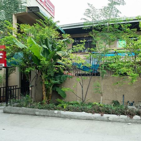 Conrado'S Apartelle Paranaque City 외부 사진