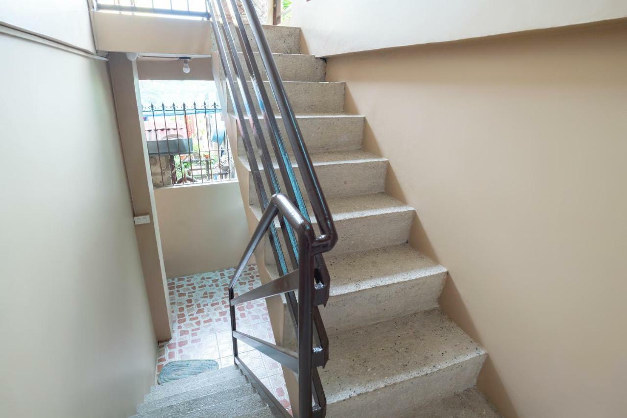 Conrado'S Apartelle Paranaque City 외부 사진