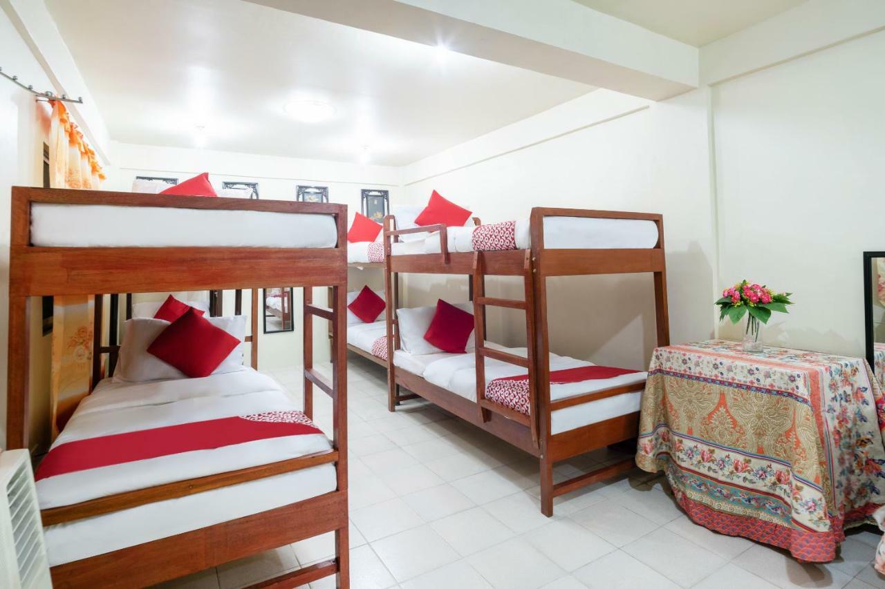 Conrado'S Apartelle Paranaque City 외부 사진